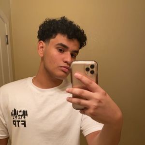 Meet your Posher, Aseel